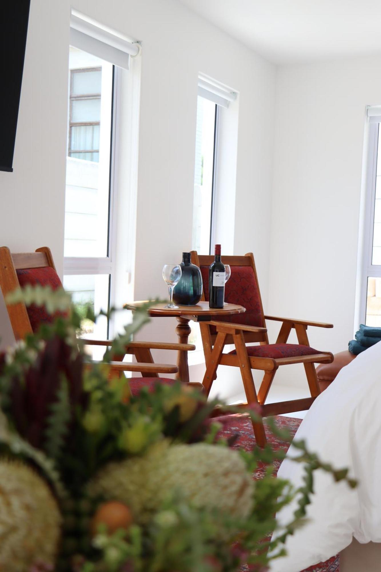 Nivenia Beach House Bettyʼs Bay エクステリア 写真