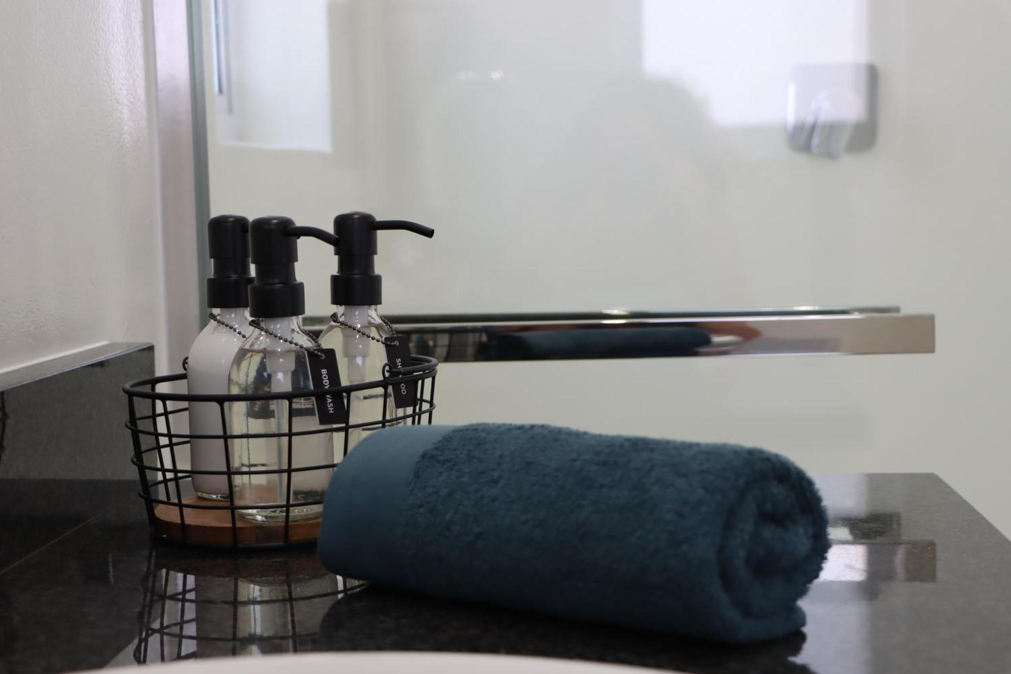 Nivenia Beach House Bettyʼs Bay エクステリア 写真