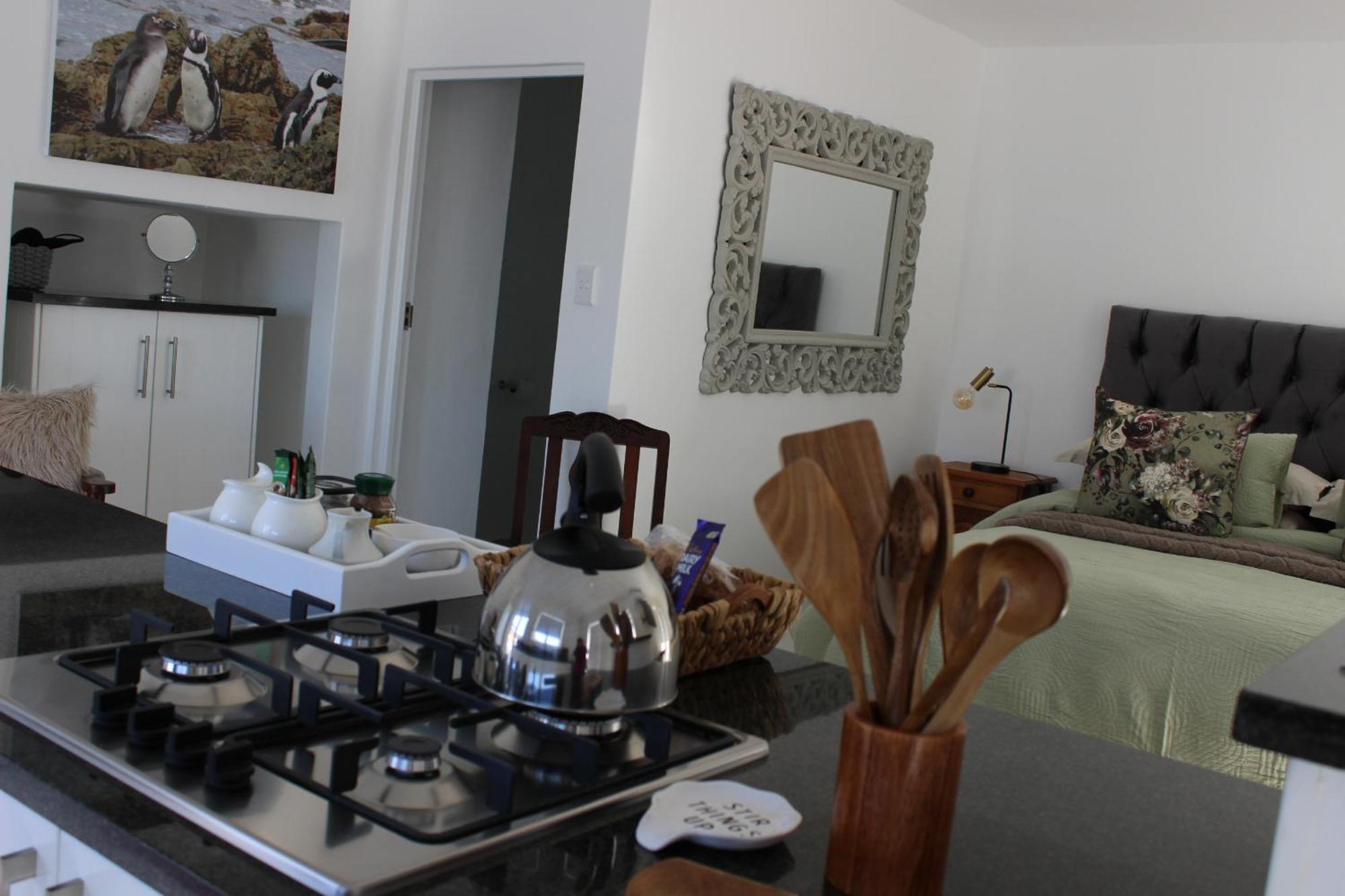 Nivenia Beach House Bettyʼs Bay エクステリア 写真