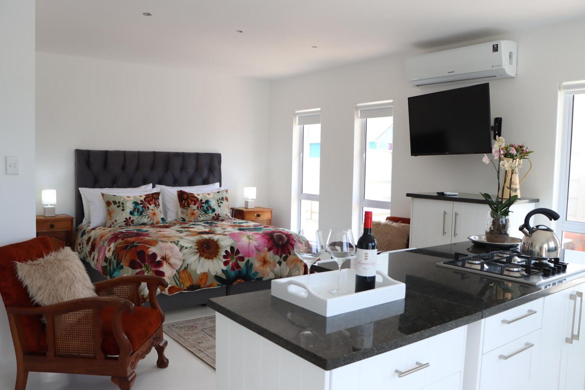 Nivenia Beach House Bettyʼs Bay エクステリア 写真